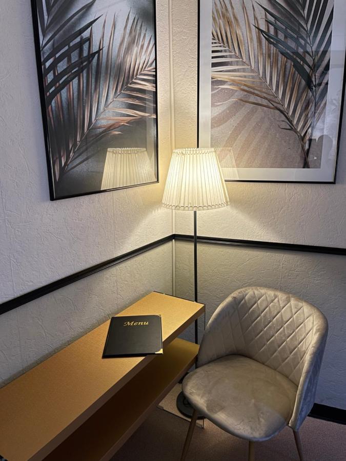 Coco Marco Hotel Nyons Buitenkant foto
